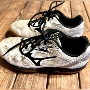 Mizuno Women’s Volleyball Shoes / Cyclone Speed 2 / size 8.5